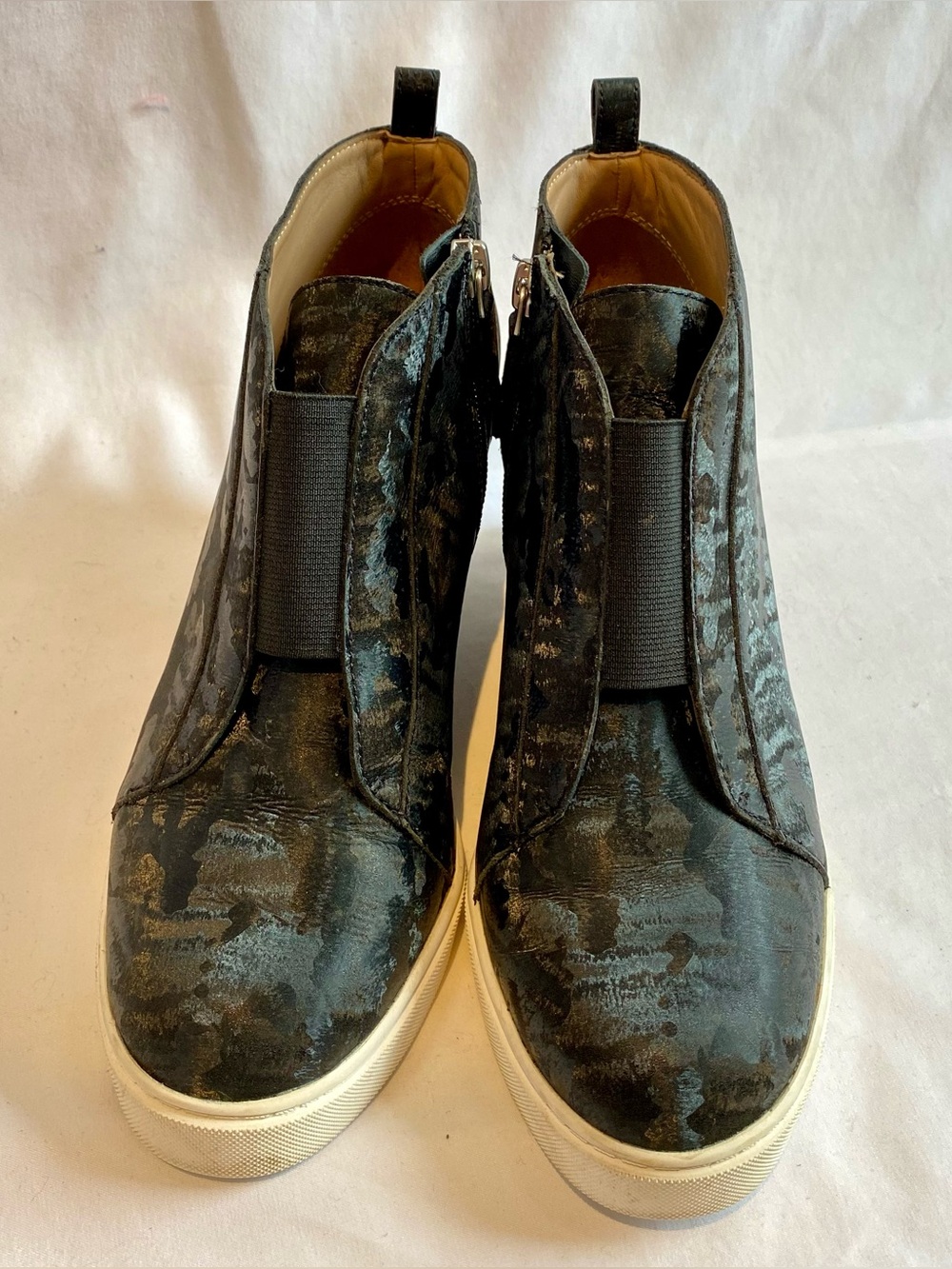 Linea Paolo Felicia Black Velvet Hidden Wedge Sneakers, Size 7.5 - Picture 2 of 7